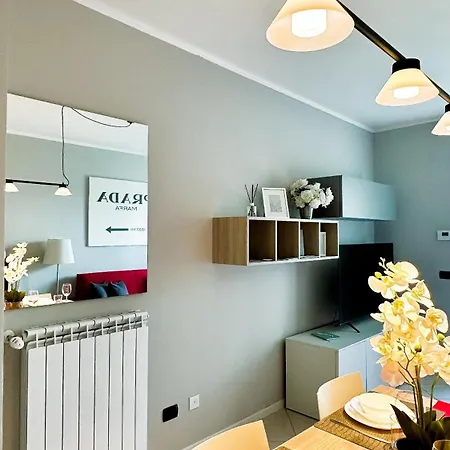 Casa Camoscio By Maggiore Living Lägenhet