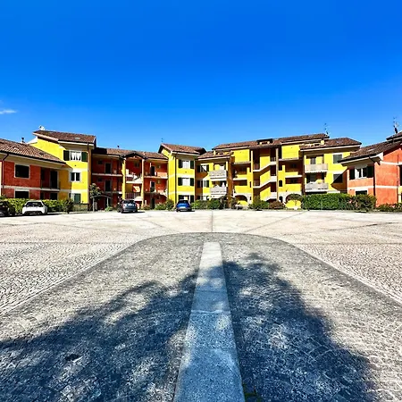 아파트 Casa Camoscio By Maggiore Living